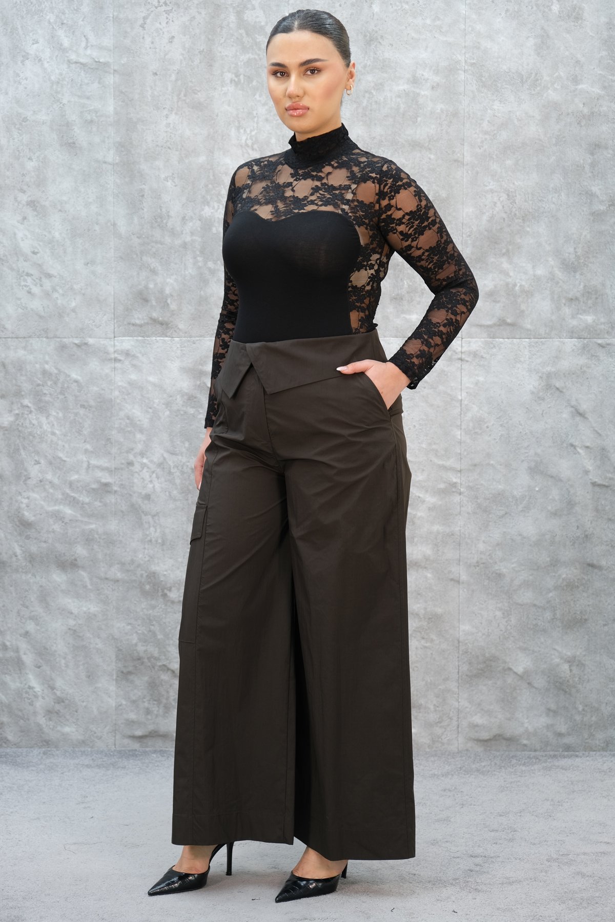 Plus Size Wide-Leg Pants-Brown