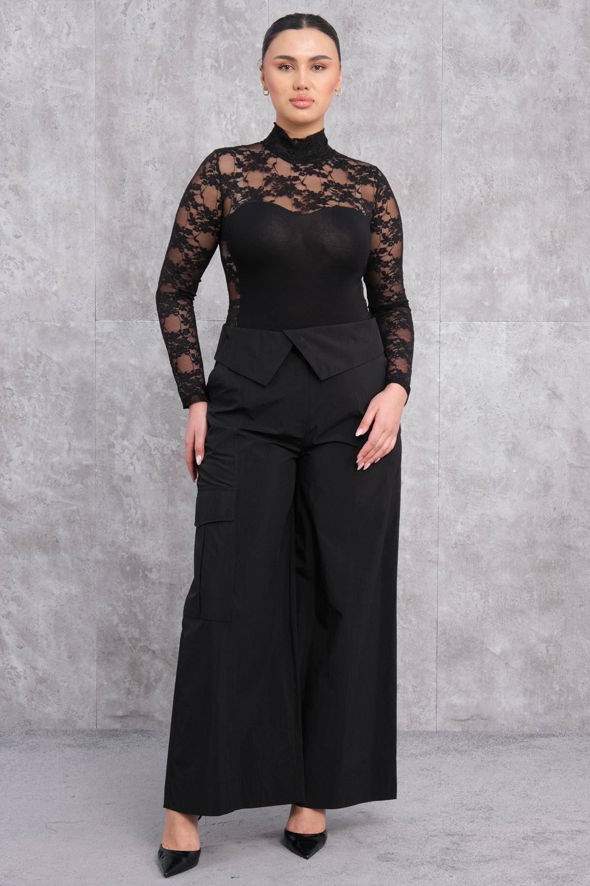 Plus Size Wide-Leg Pants-Black