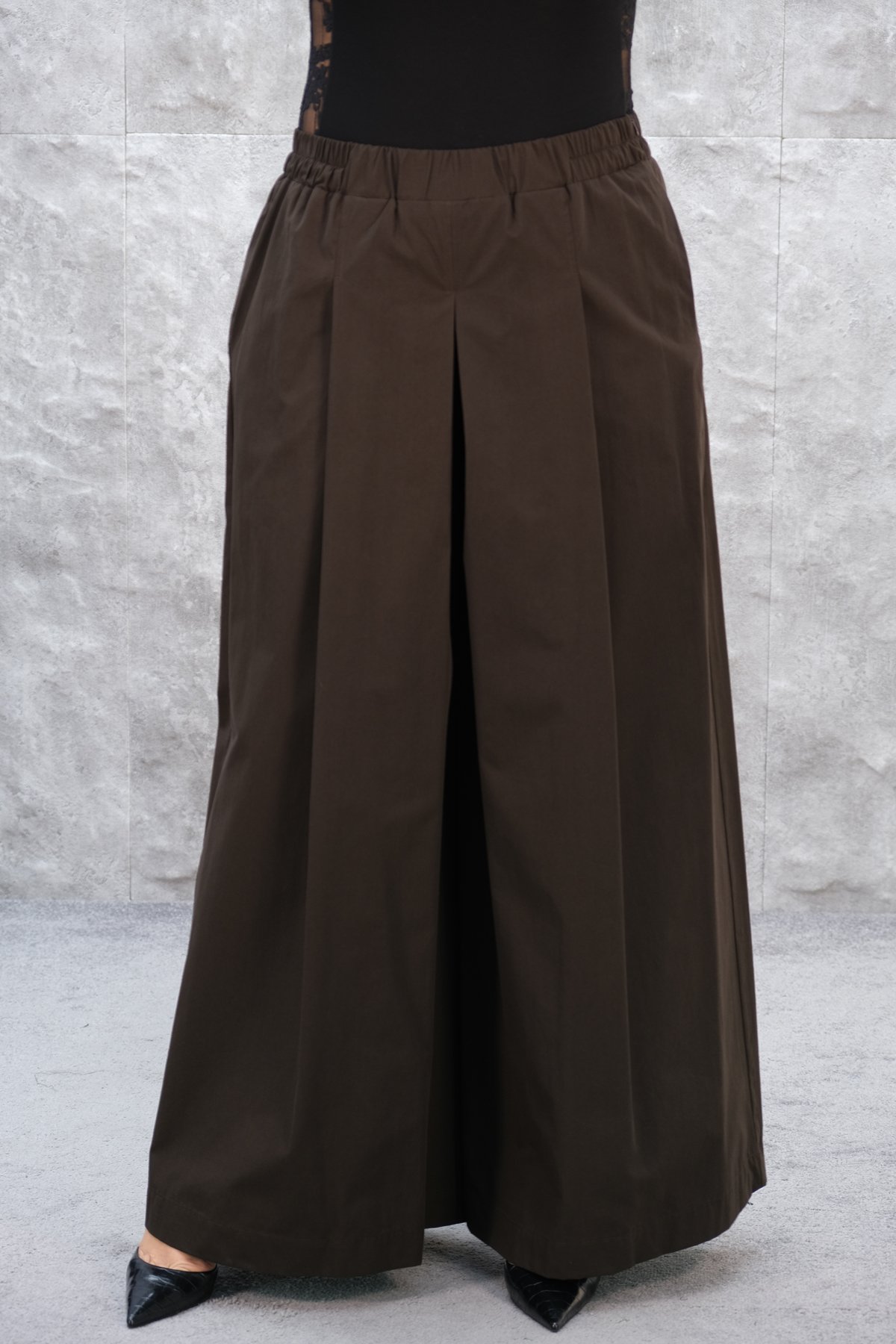 Plus Size Wide-Leg Pants-Brown