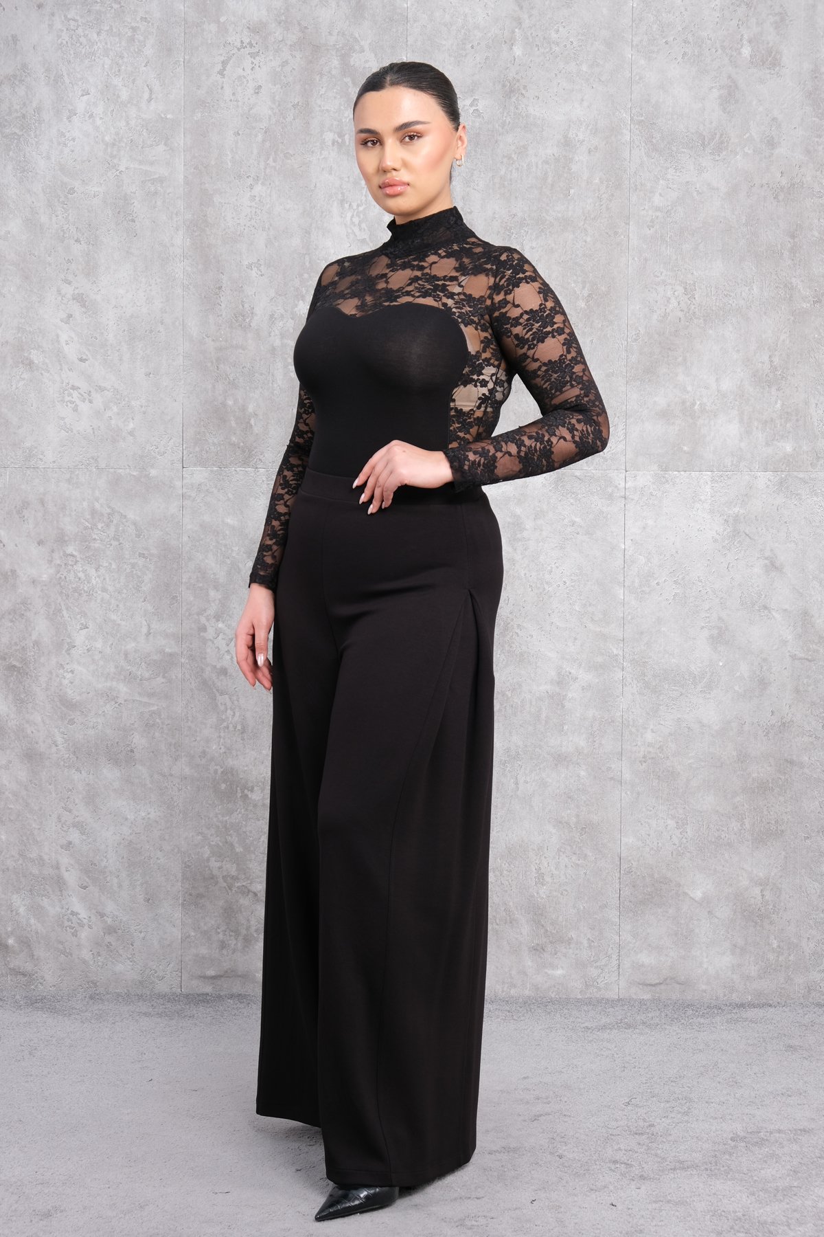 Plus Size Wide-Leg Pants-Black