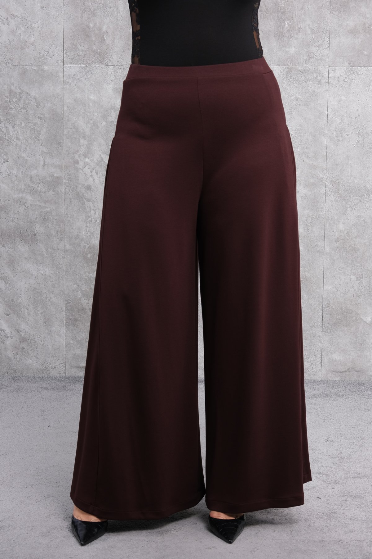 Plus Size Wide-Leg Pants-Claret Red