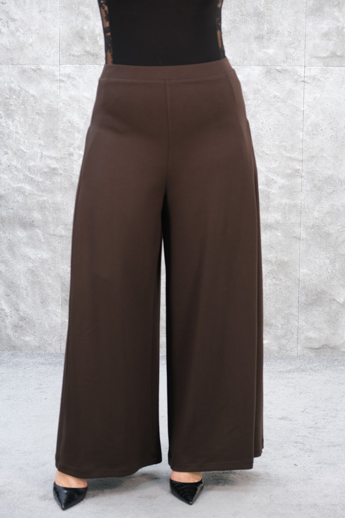 Plus Size Wide-Leg Pants-Brown