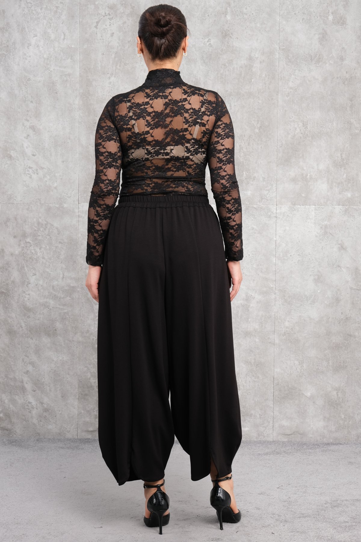 Plus Size Wide-Leg Pants-Black