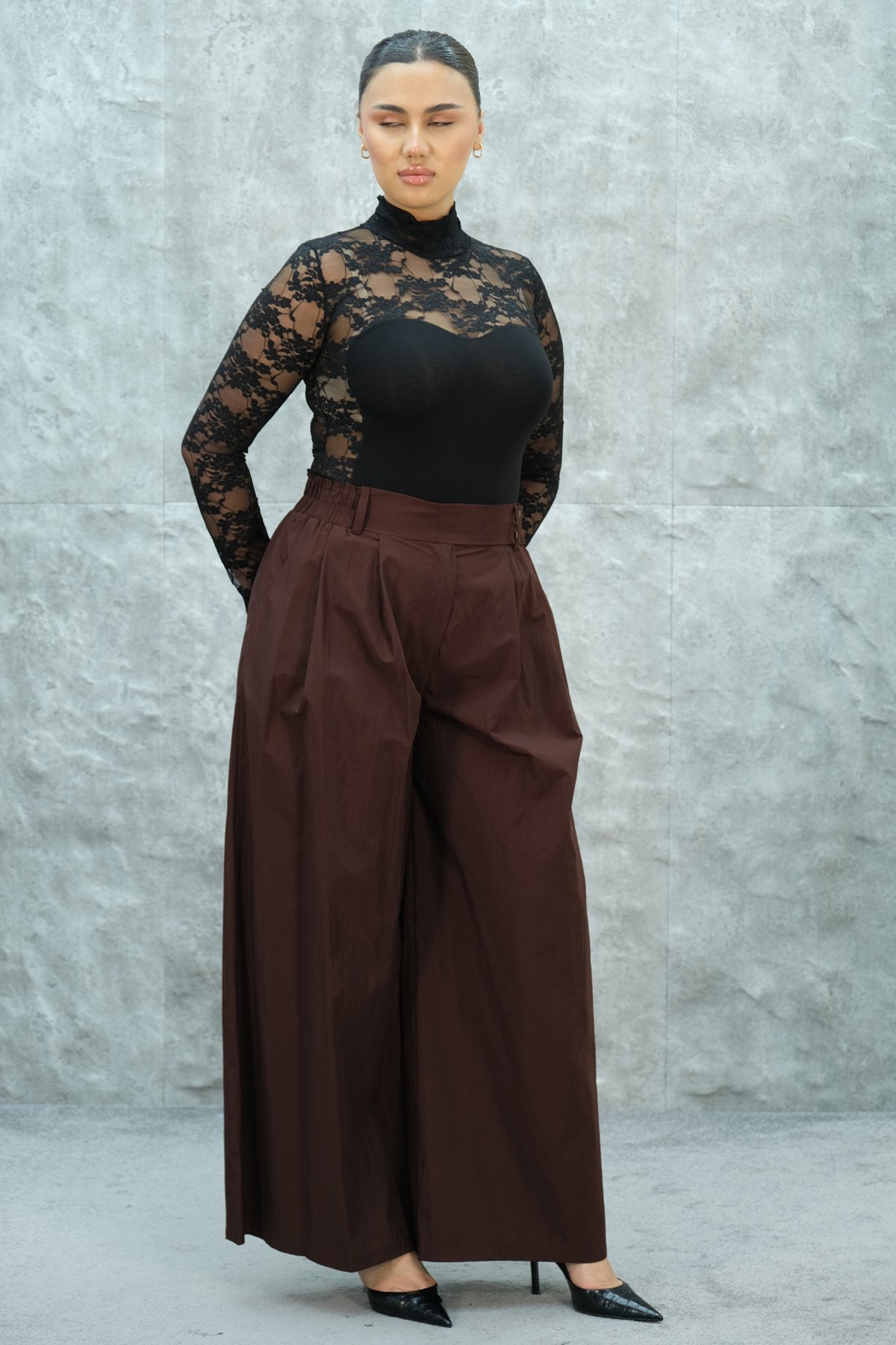 Plus Size Wide-Leg Pants-Claret Red