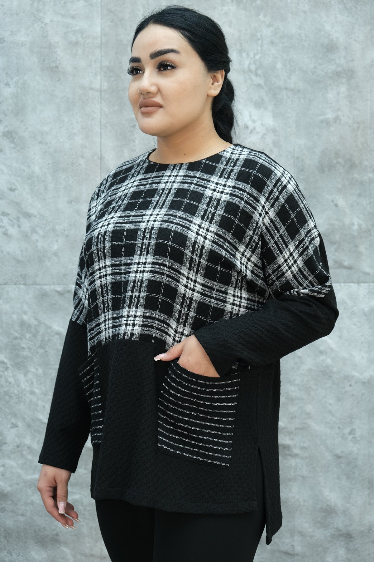 بلوزة مقاس كبير-الأسود