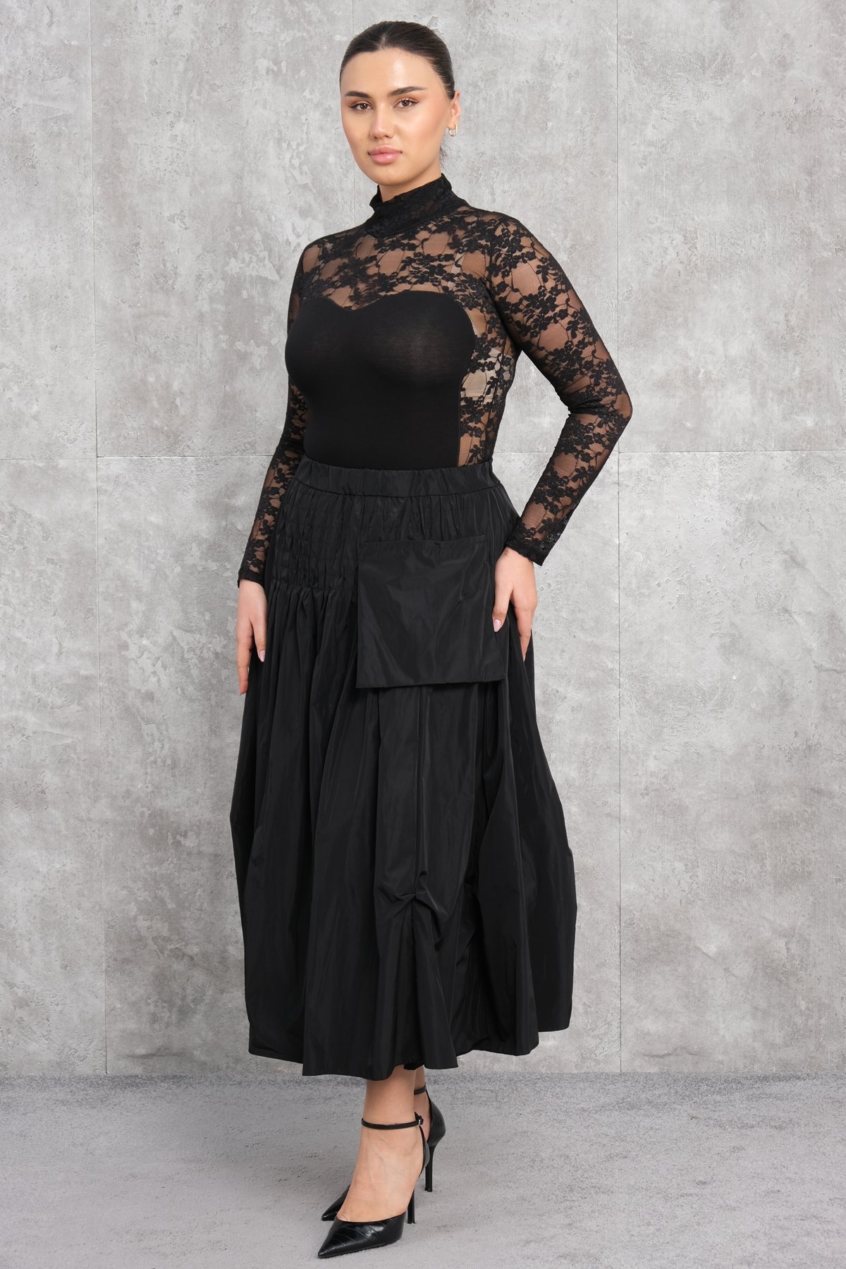 Plus Size Skirt-Black