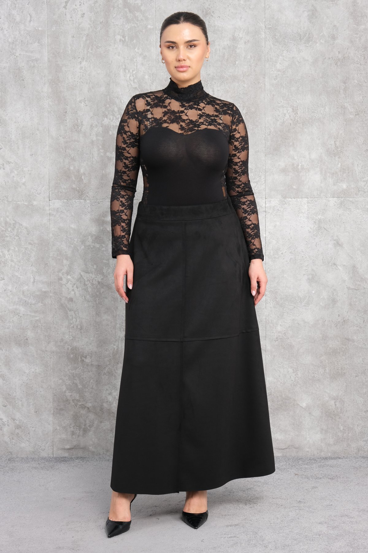 Plus Size Skirt-Black