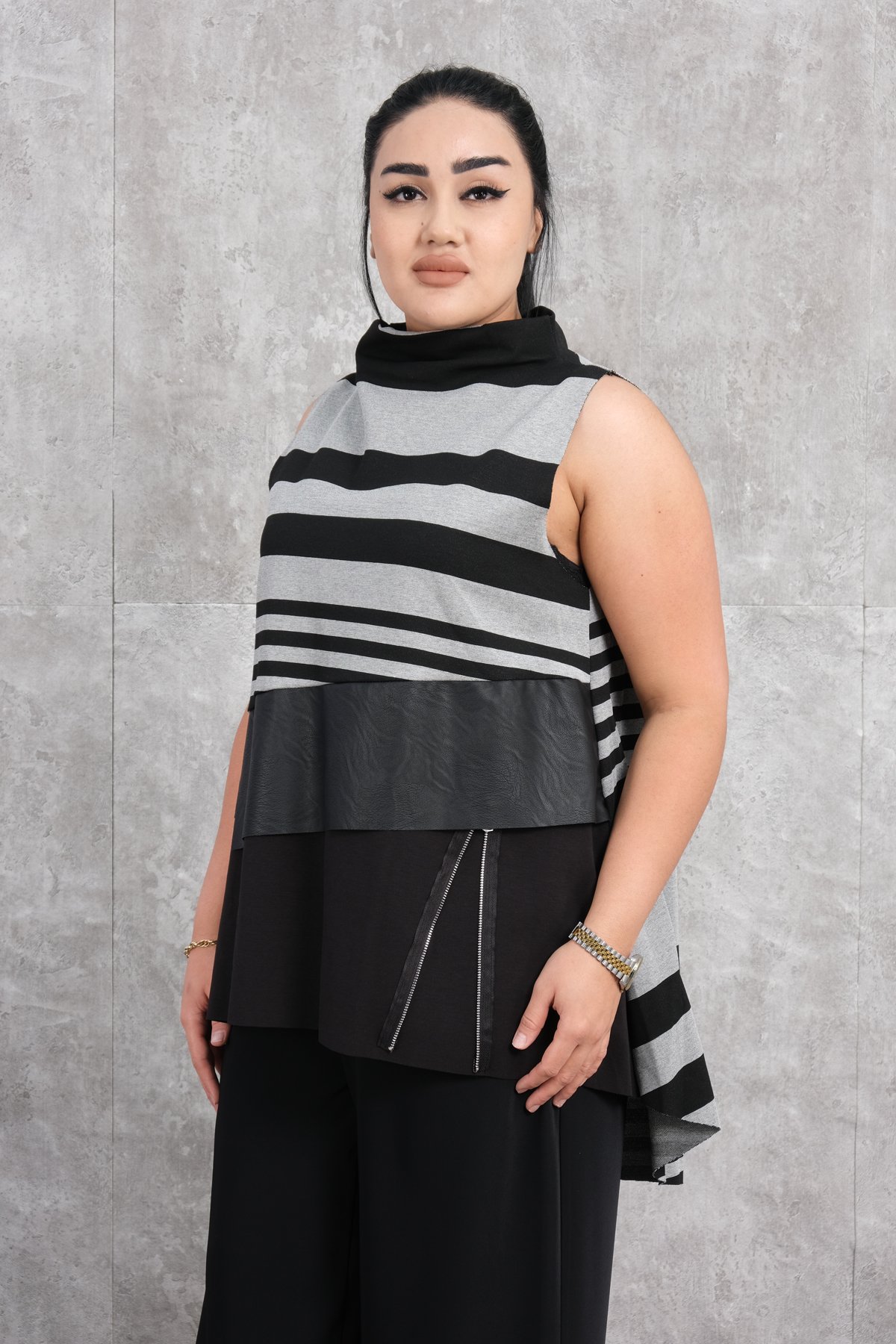 Plus Size Tunic-Black