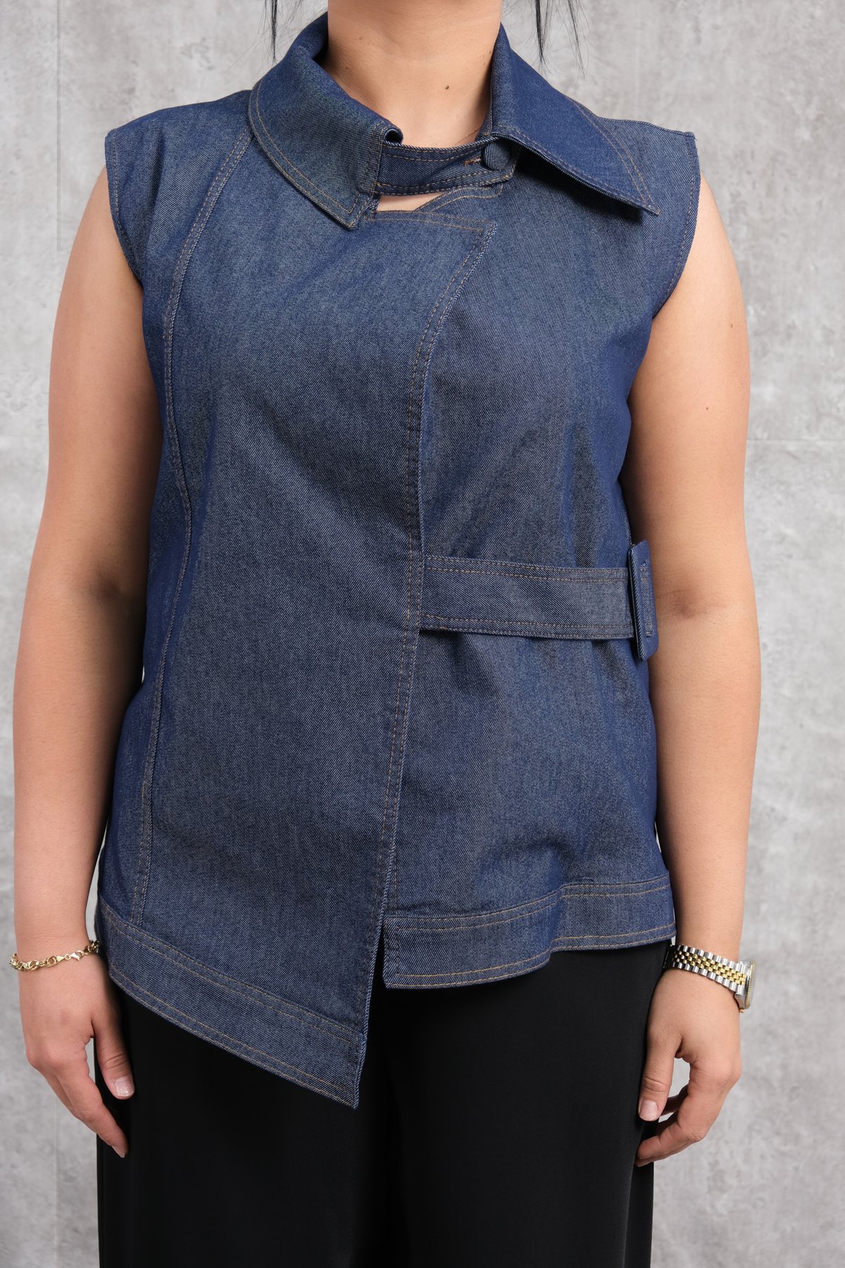 Жилет больших размеров-Синий