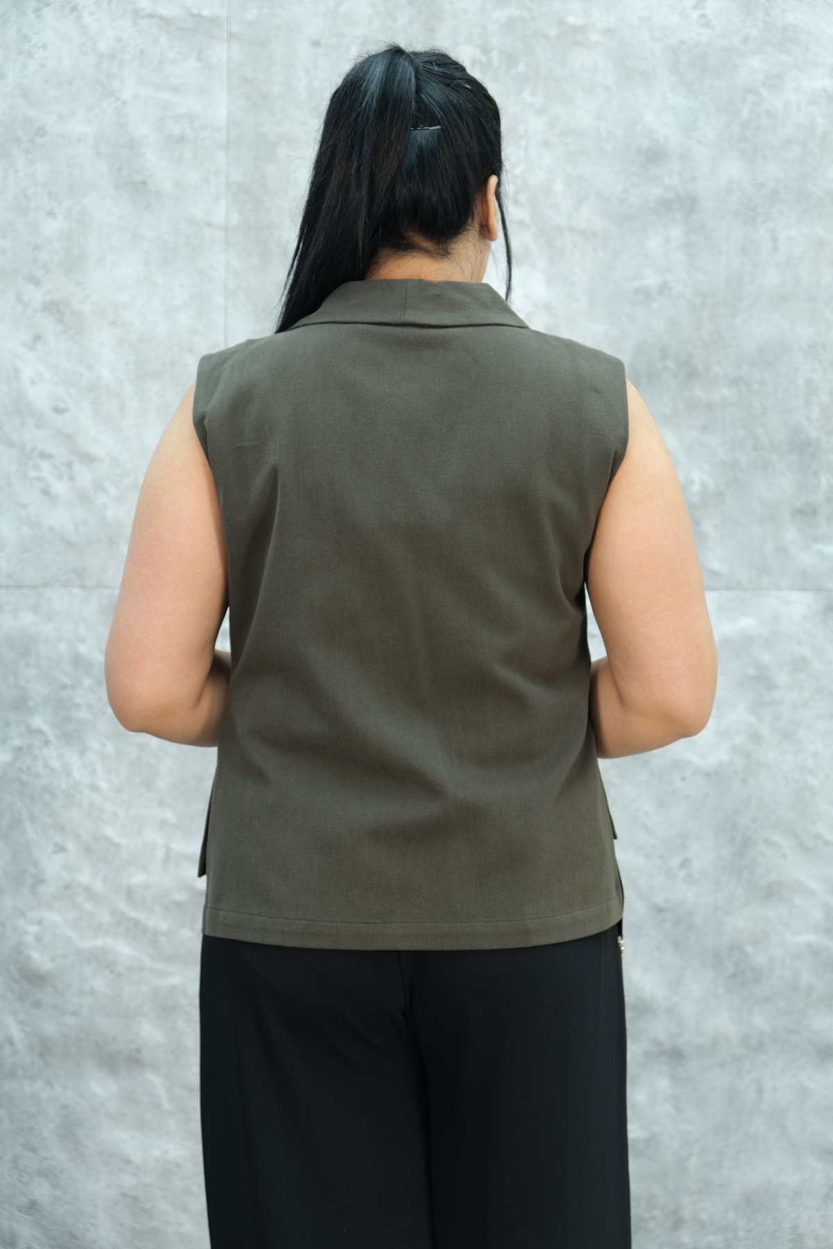 Жилет больших размеров-Коричневый