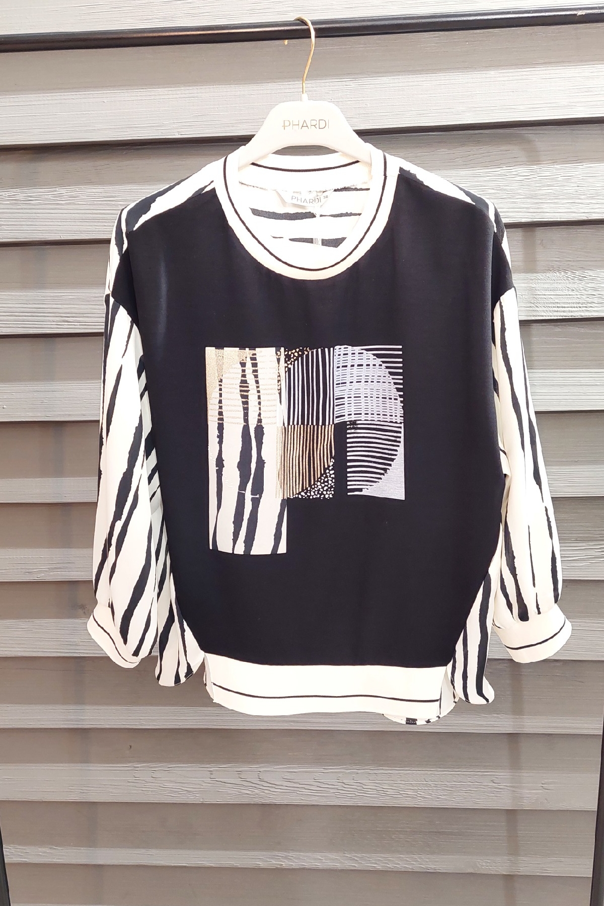 Blouses-Black-White
