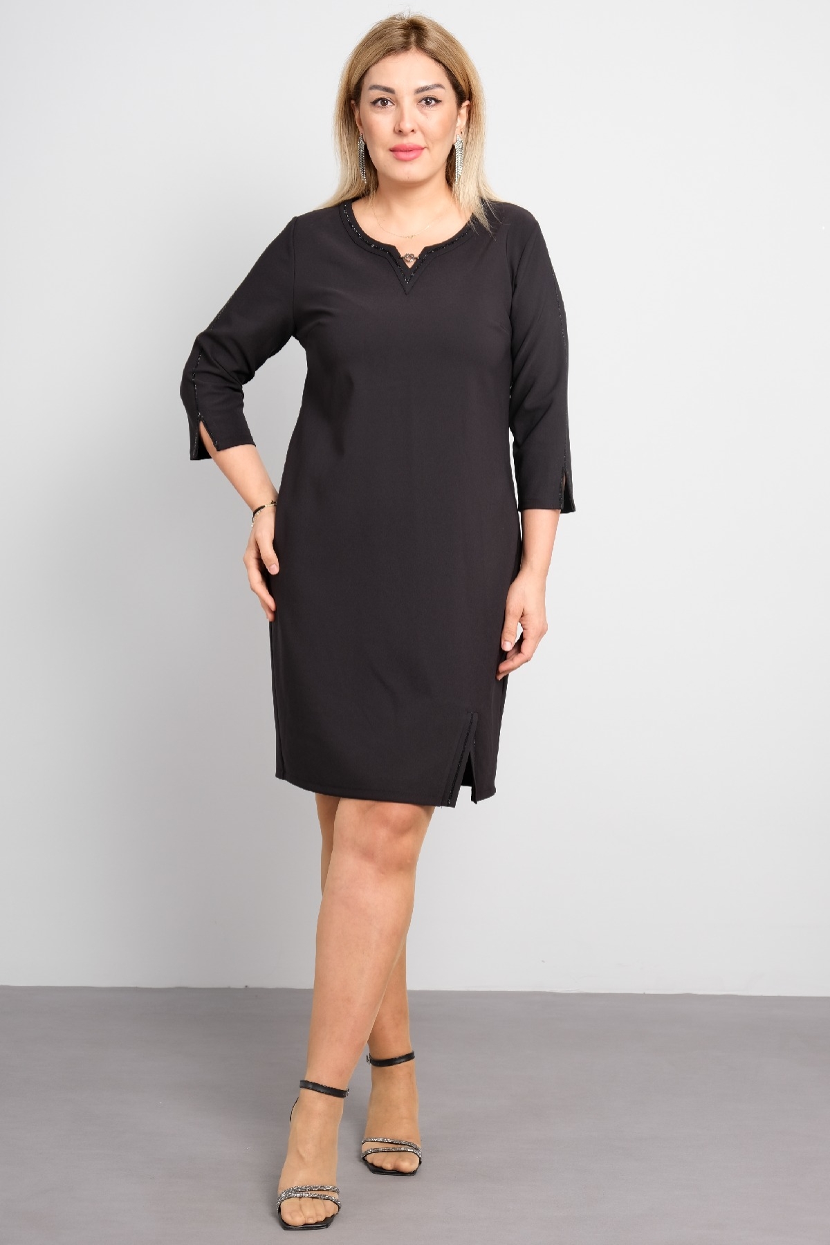 Casual Dresses-Black