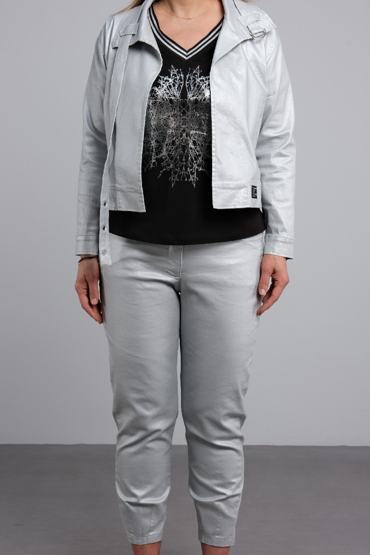 Женские костюмы-тройка-Серый