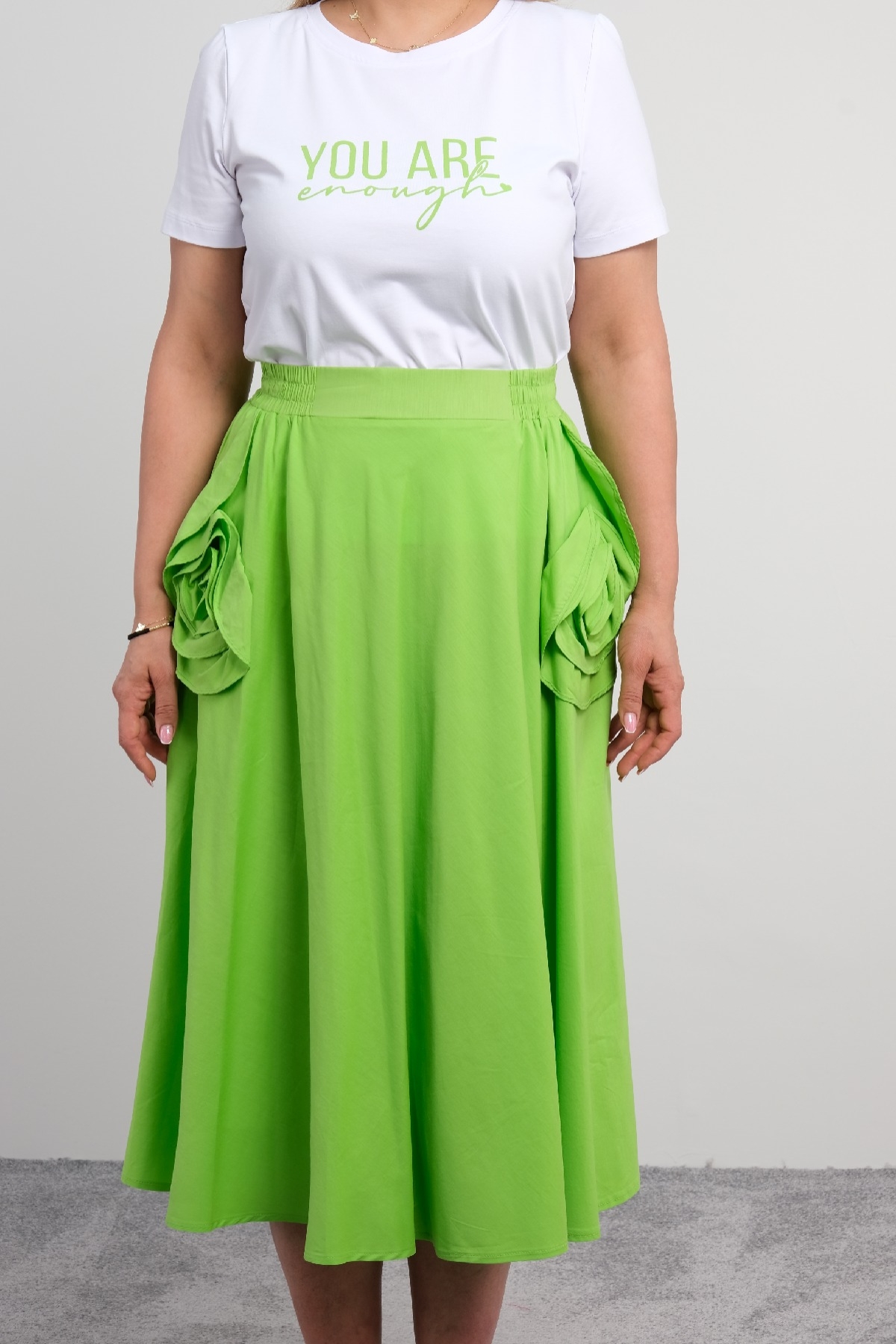 بدلة من قطعتين-الفستق الأخضر