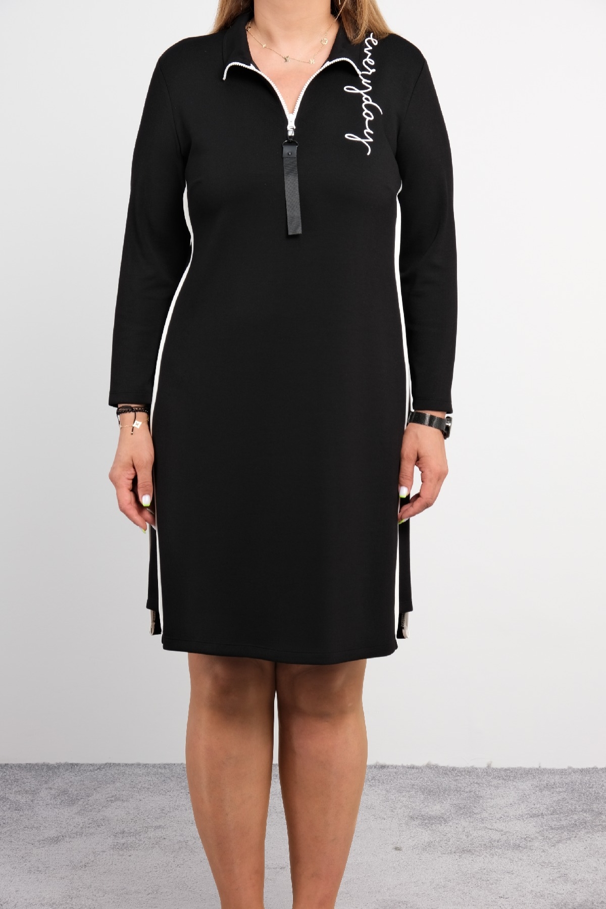 Casual Dresses-Black