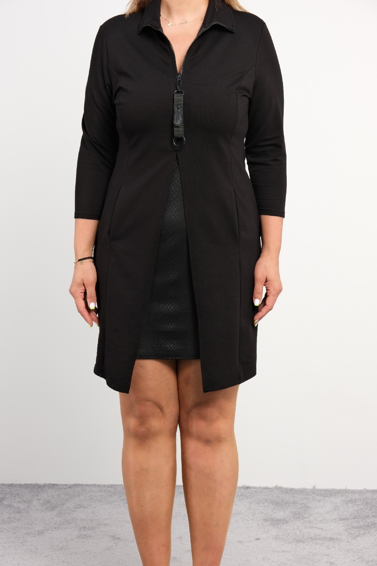 Casual Dresses-Black