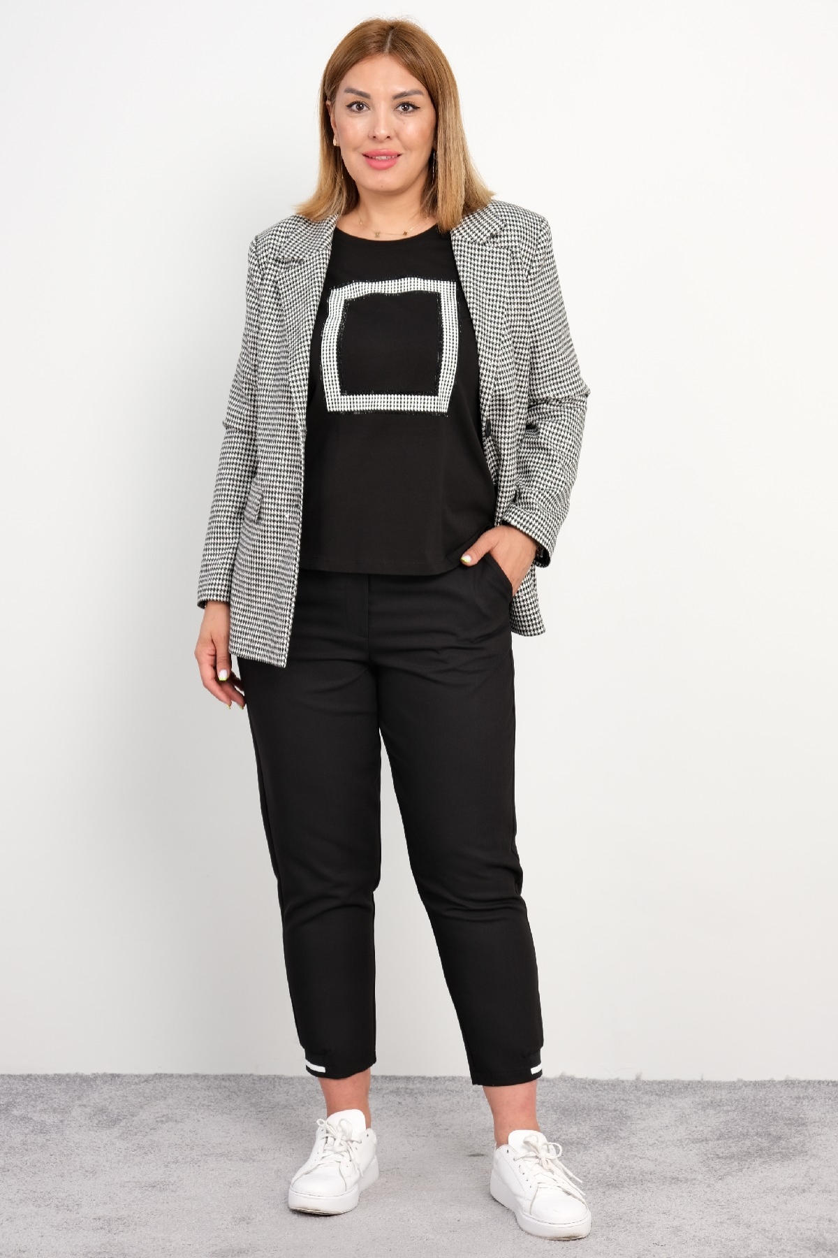 Women's 3 Piece Suits-Black