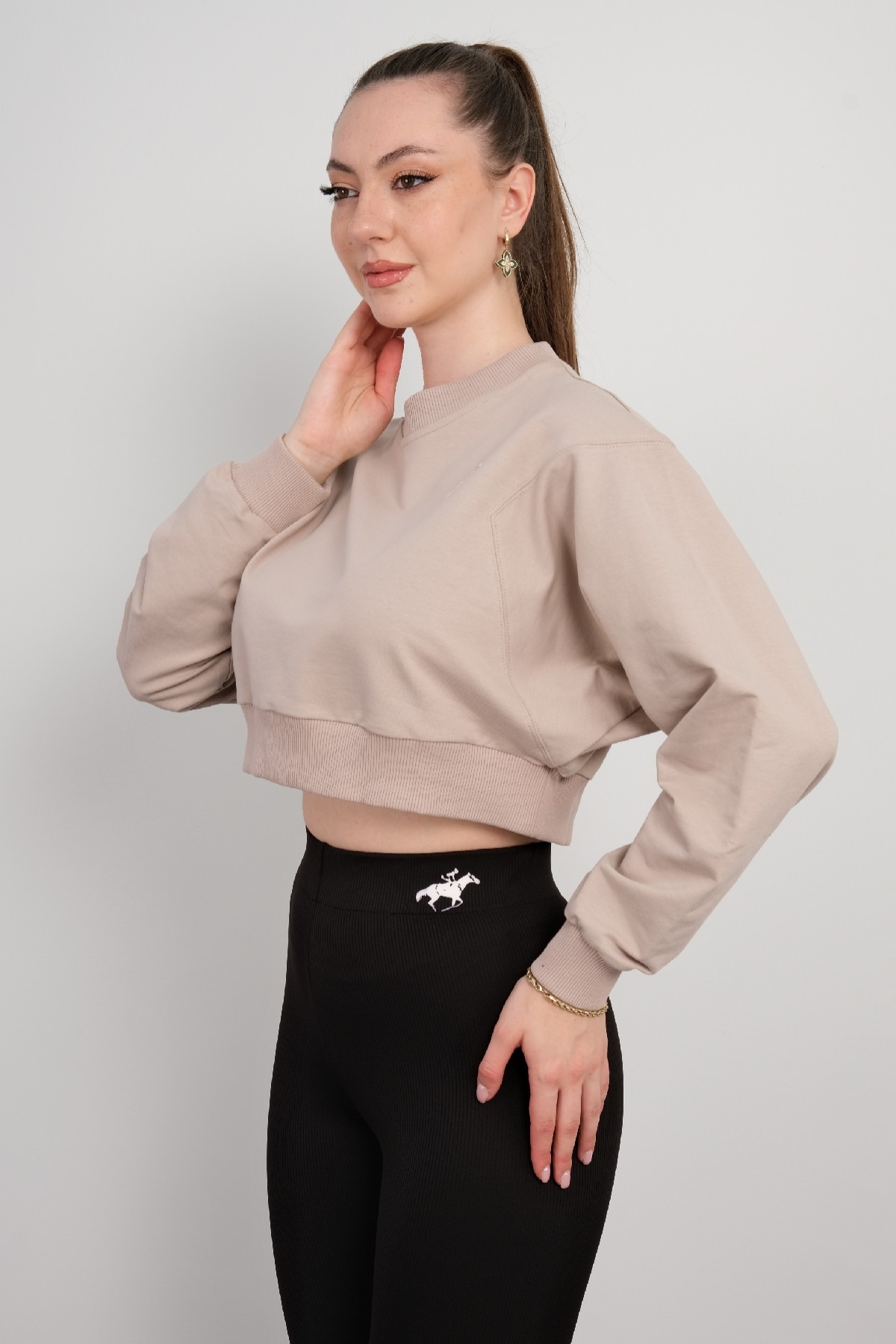 Crop Sweatshirt-Beige