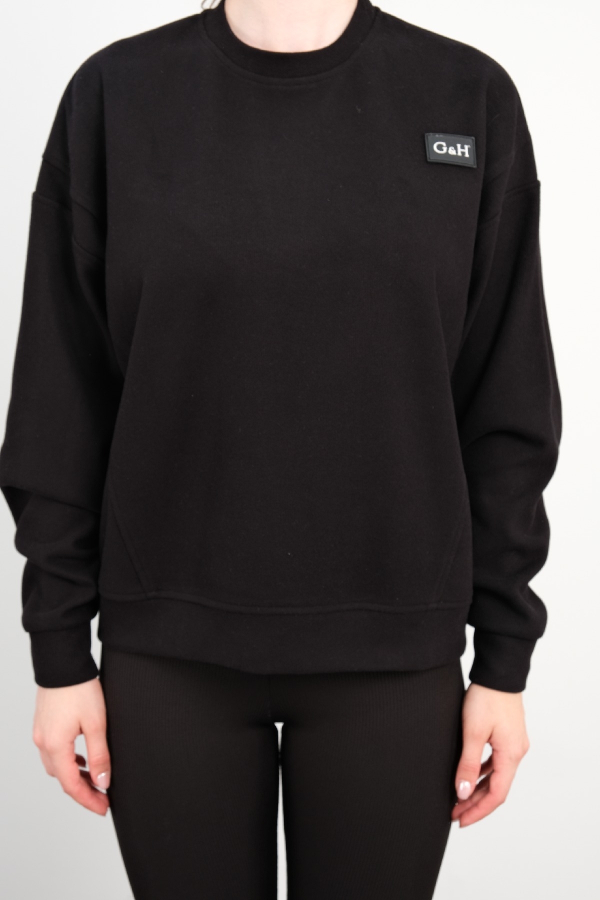 Yuvarlak Yaka Sweatshirt-Siyah