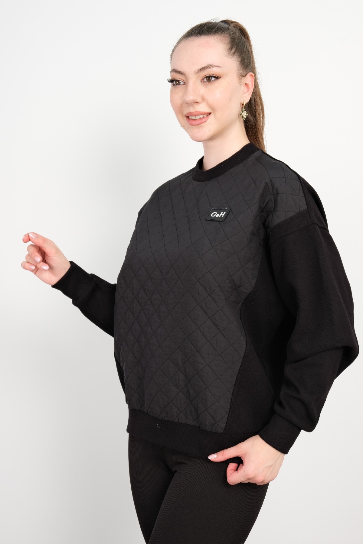 Yuvarlak Yaka Sweatshirt-Siyah