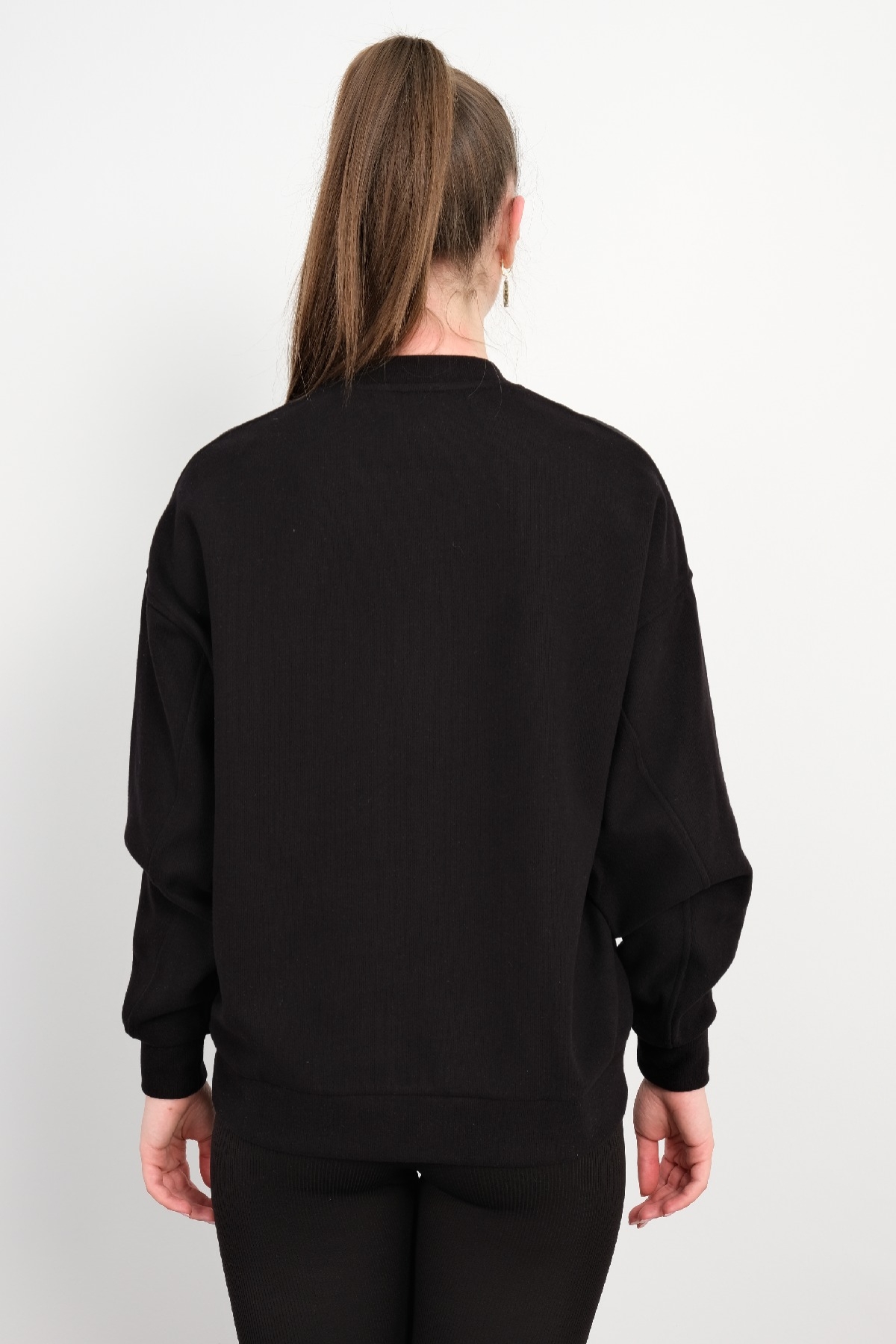 Crew Neck Sweatshirt-Black