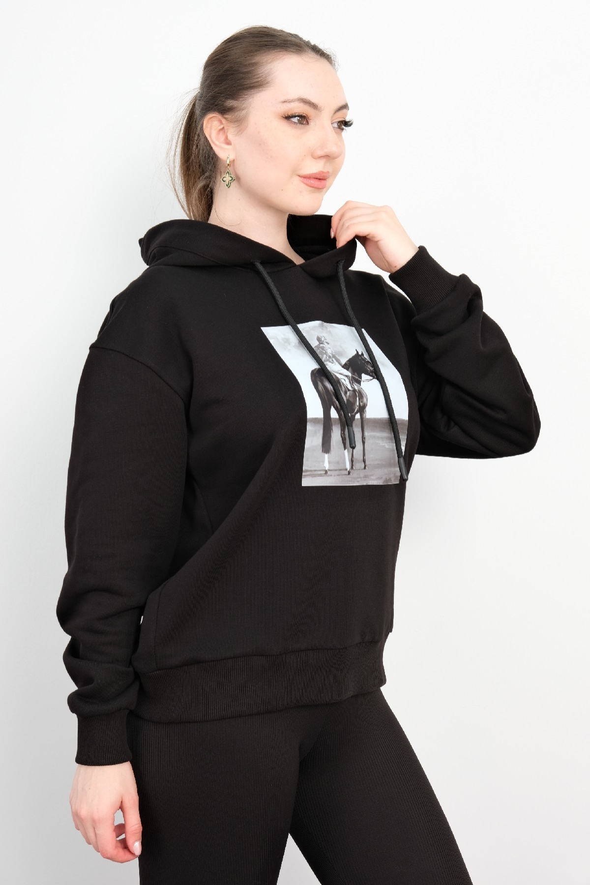 Hooded Sweatshirt-Black