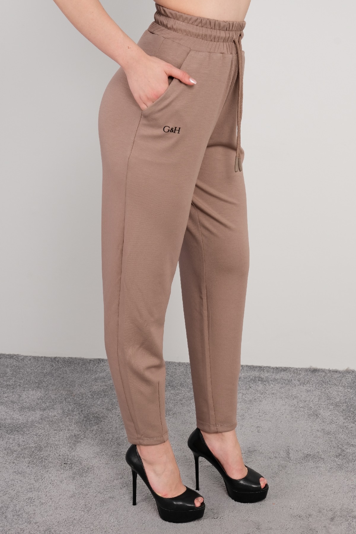 women pants-Mink