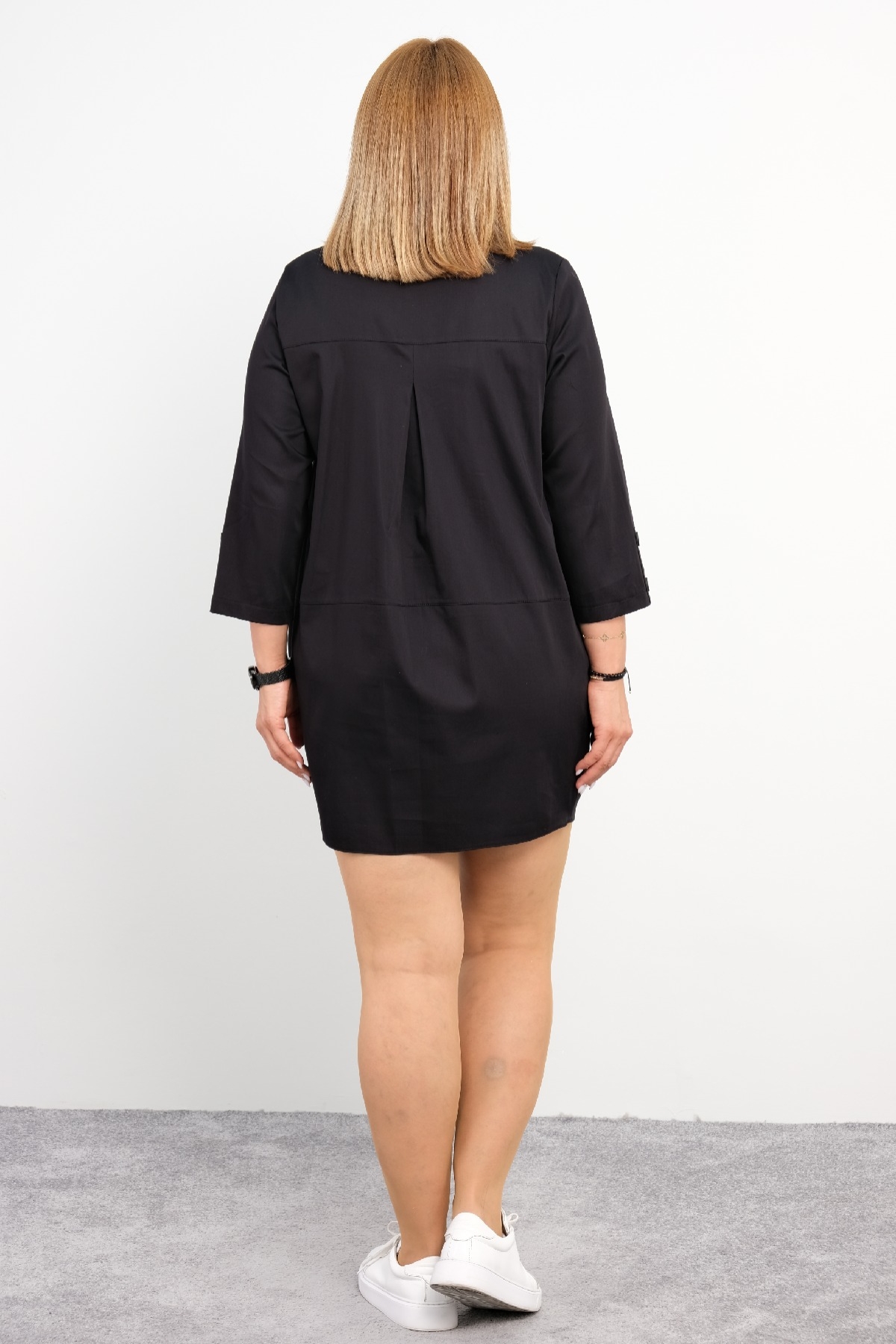 Plus Size Short Dress-Black