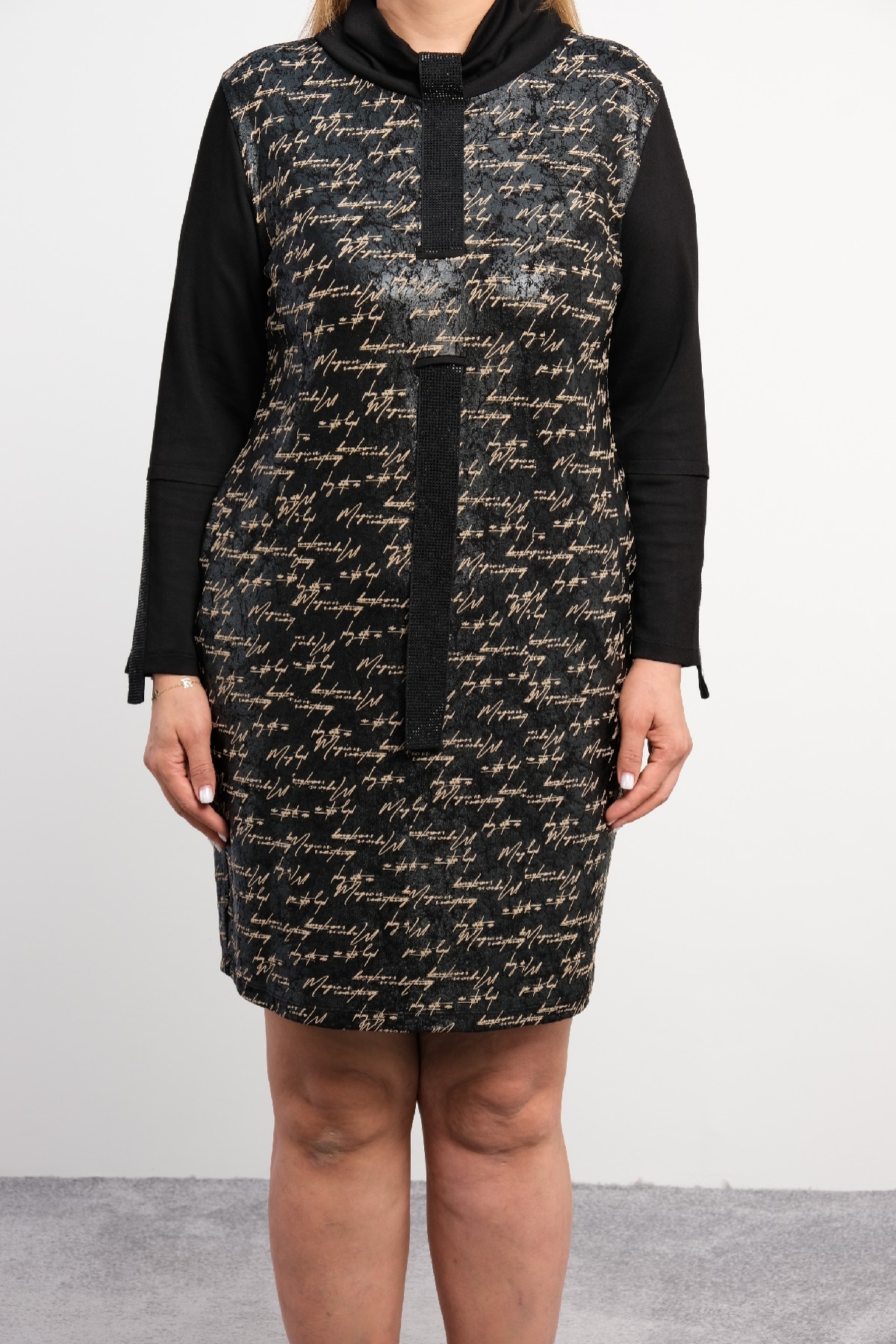 Casual Plus Size Dress-Black