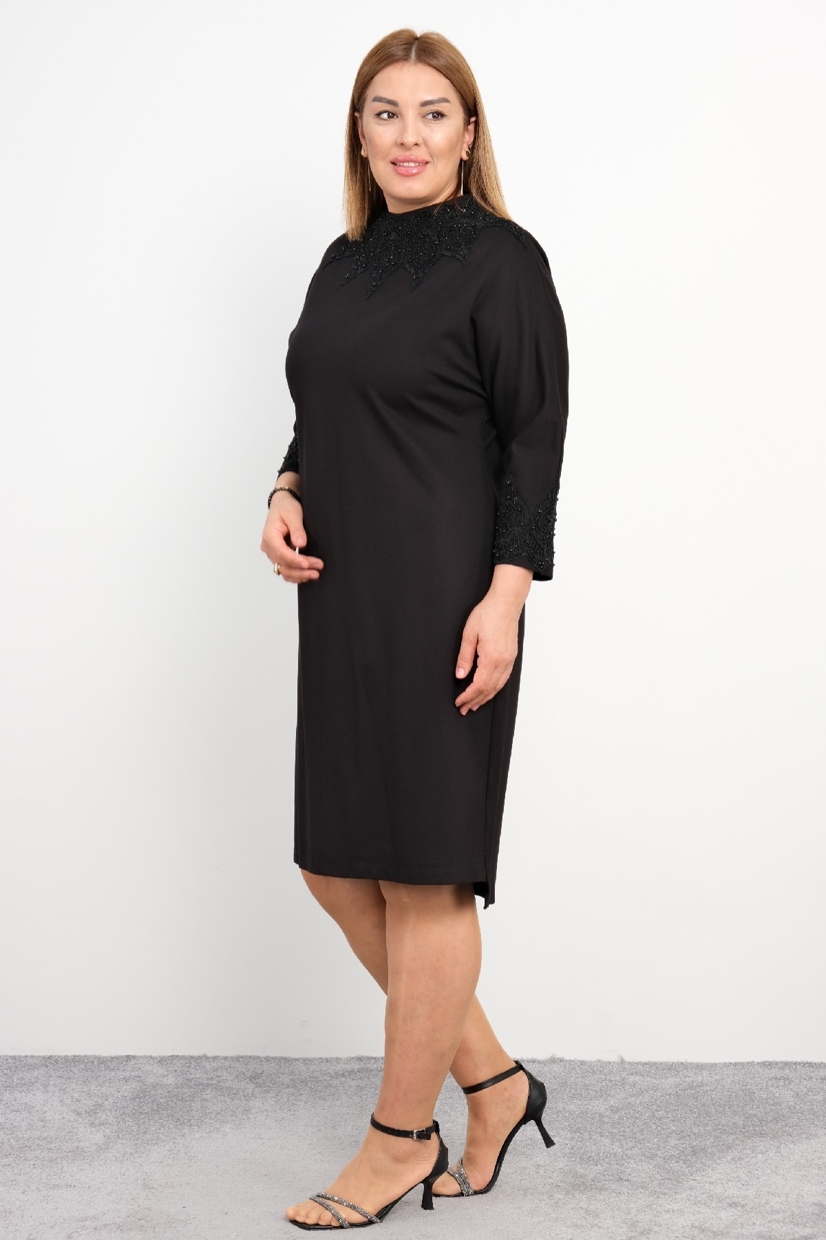 Casual Plus Size Dress-Black