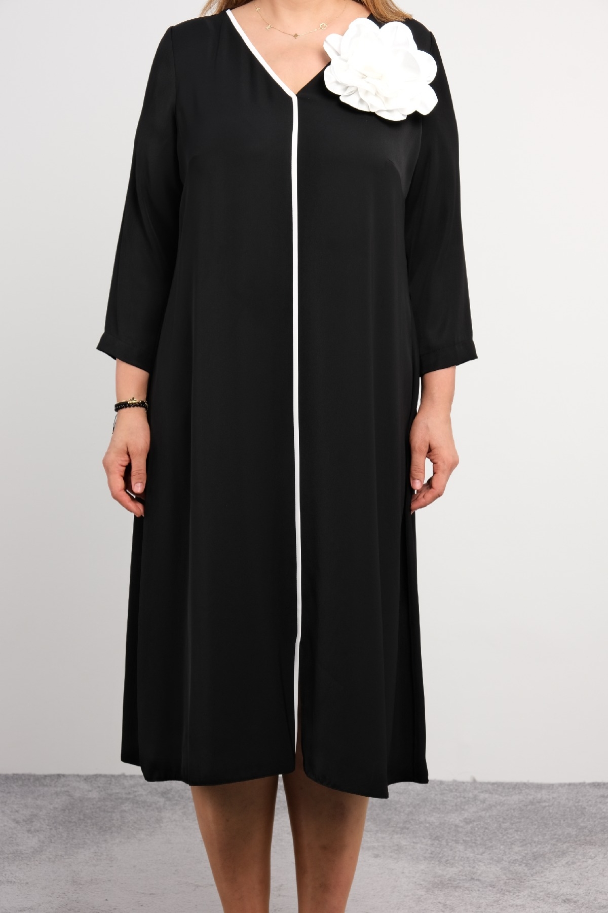 Casual Plus Size Dress-Black