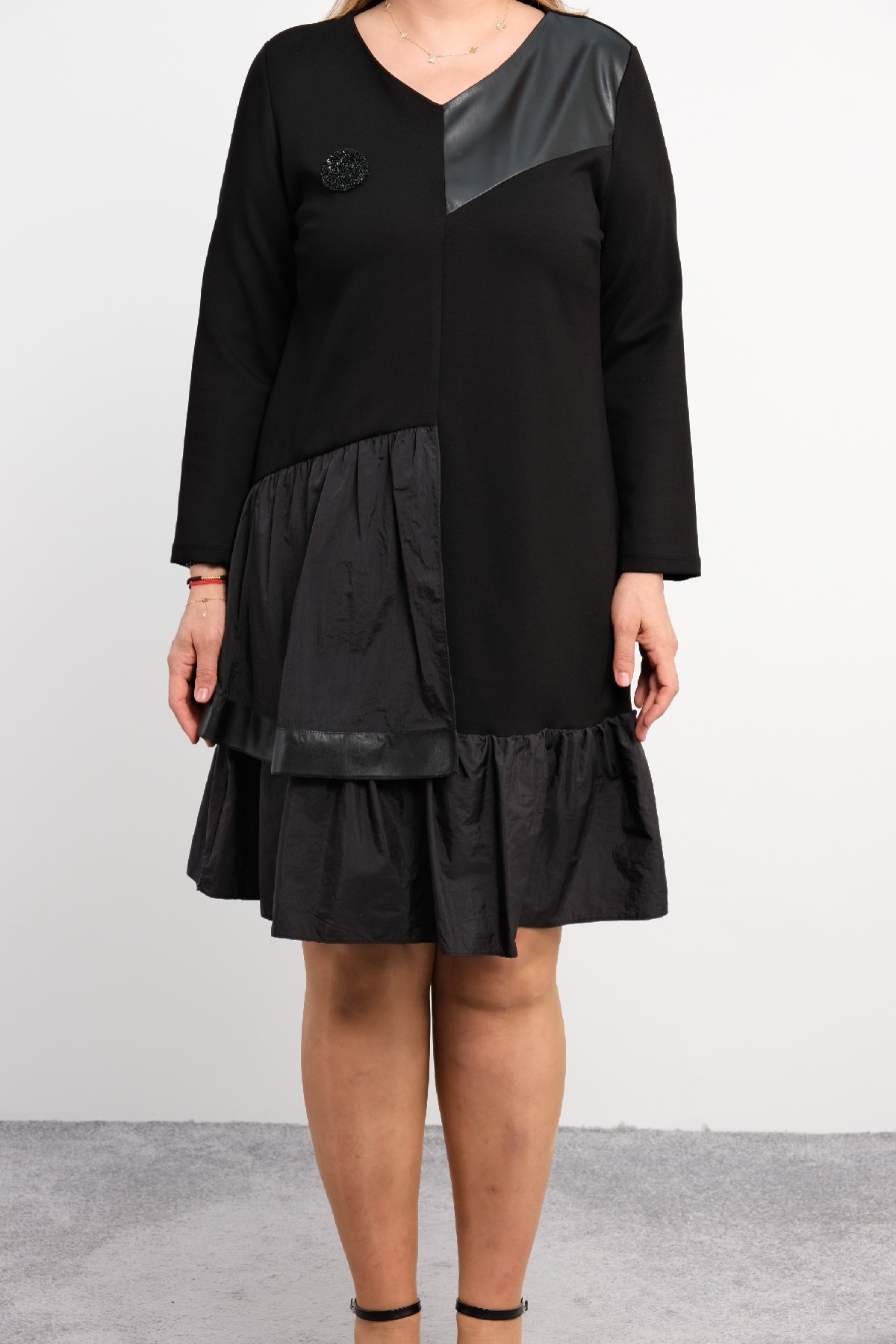 Casual Plus Size Dress-Black