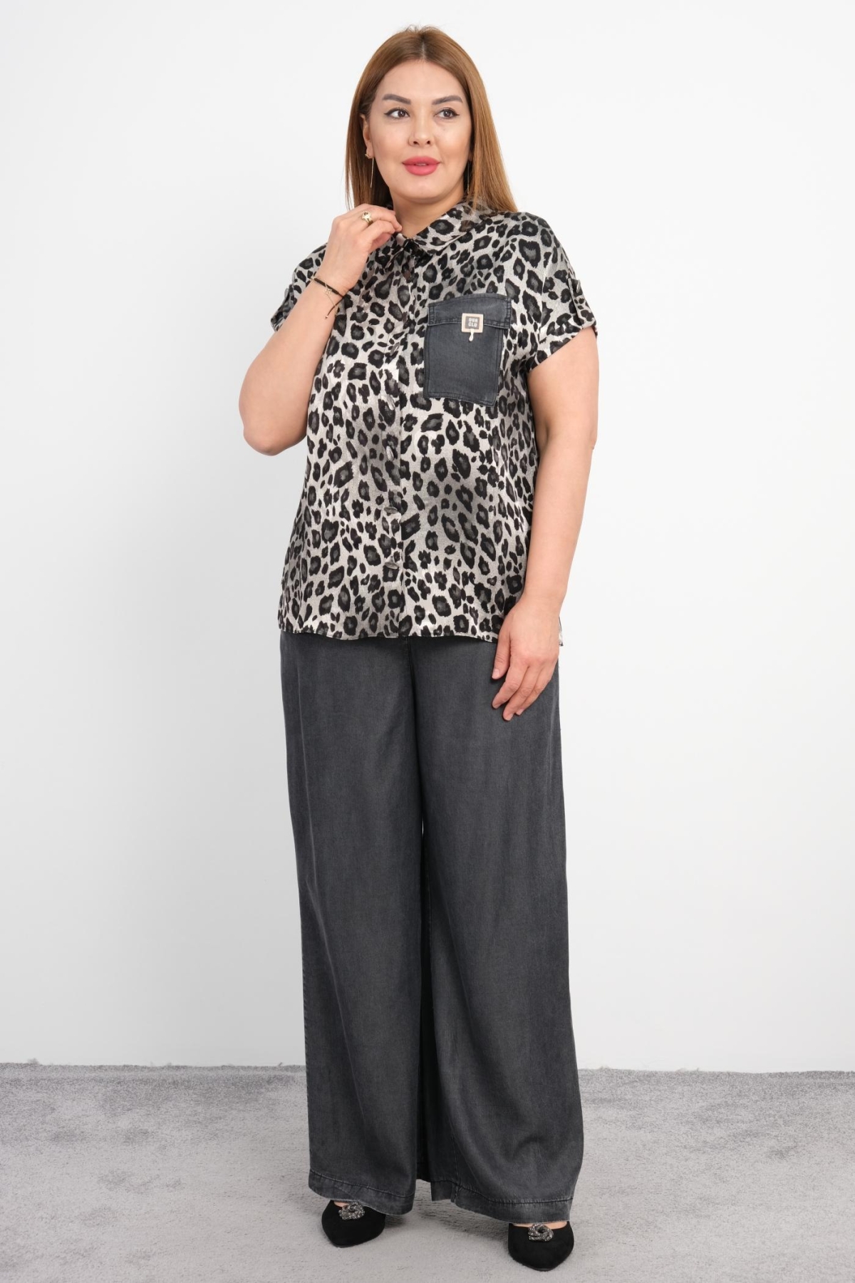 Plus Size Blouse and Pants Set-Black