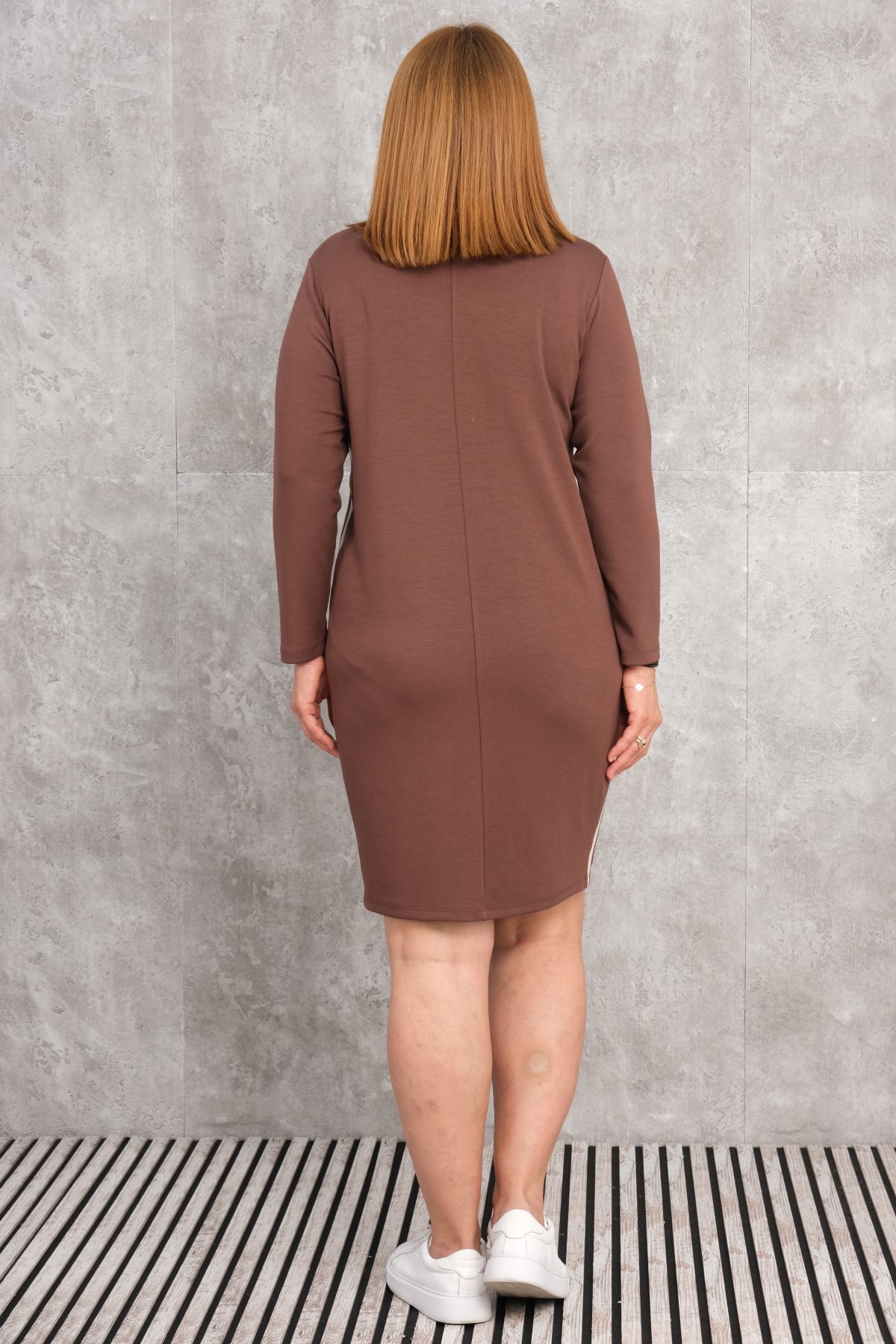 Plus Size Sports Dress-Brown
