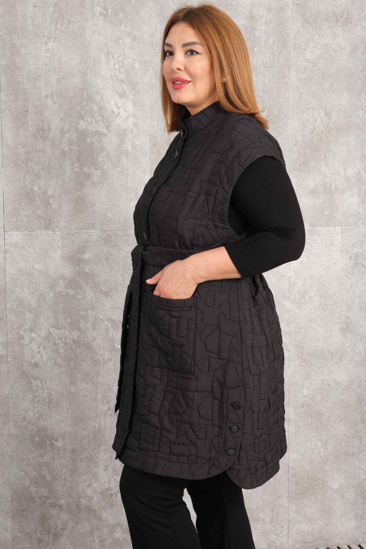 Plus Size Quilted Vest-Black