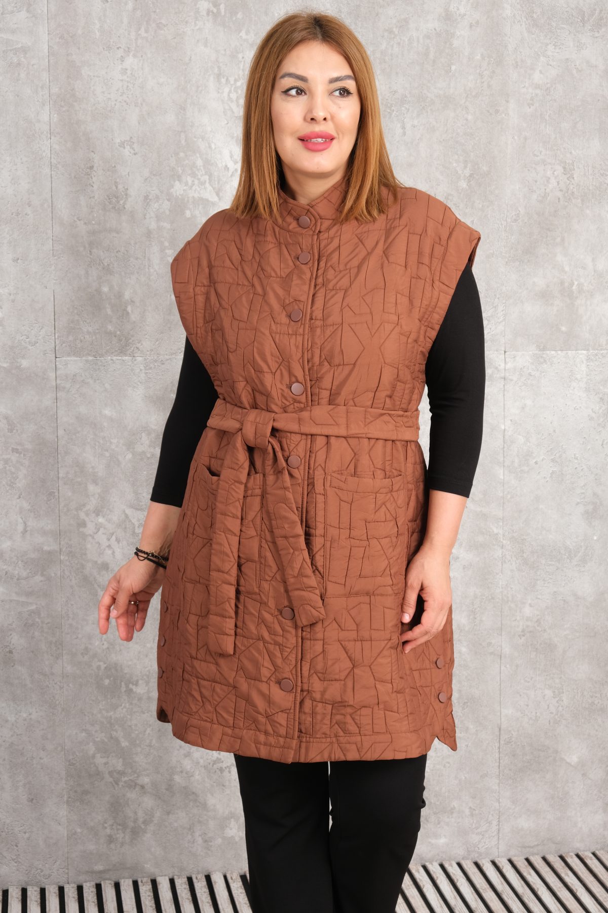 Plus Size Quilted Vest-Brown