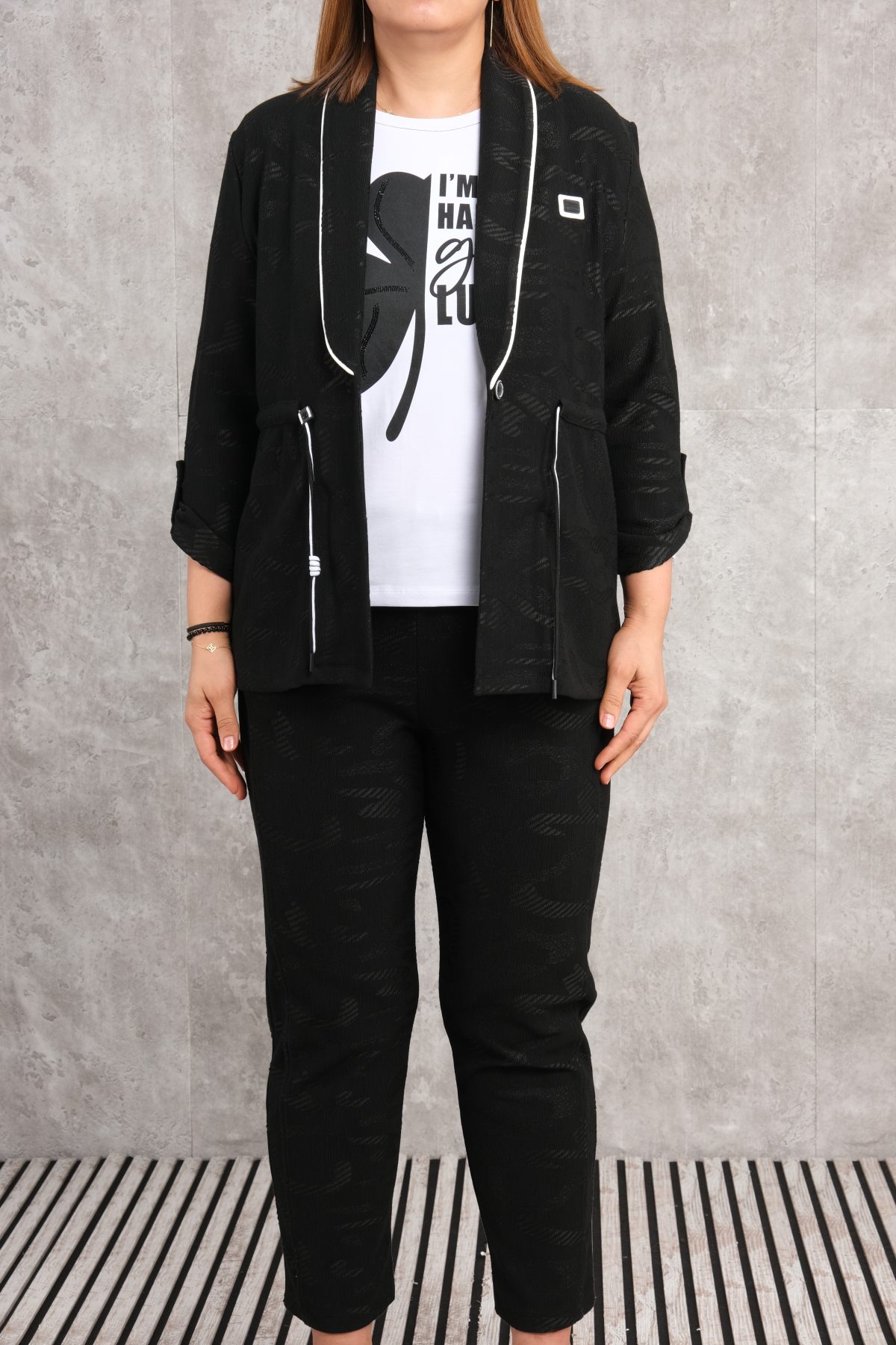 Super Plus Size Womens Three-Piece Sports Set-Black